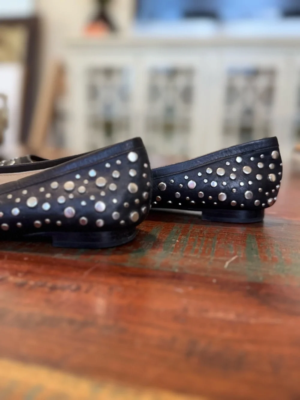 Diane Von Furstenberg Alina Silver Studded Pumps Pointed Toe Size 9 1/2